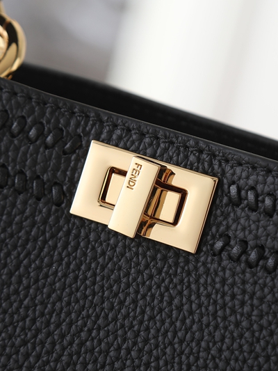 フェンディバッグ細部ディテール